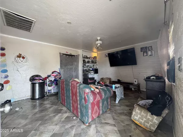 Mesa, AZ 85202,1307 W 7TH Avenue