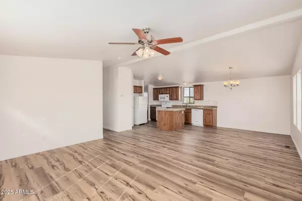 Surprise, AZ 85387,16619 W WINDSTONE Trail