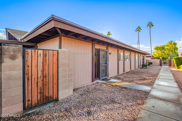 917 S ACAPULCO Lane #C, Tempe, AZ 85281