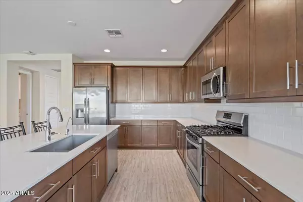 25030 N 172ND Lane, Surprise, AZ 85387