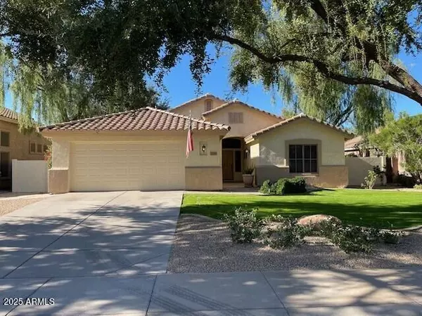 1038 S ROCA Street, Gilbert, AZ 85296