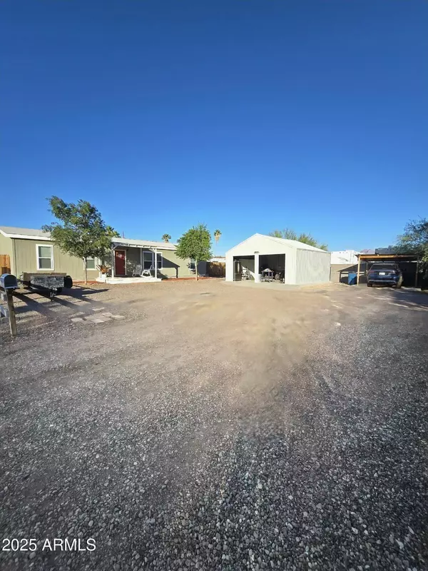 Apache Junction, AZ 85120,10558 E BOISE Street