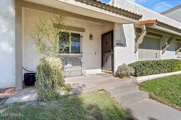 Scottsdale, AZ 85257,7726 E OAK Street
