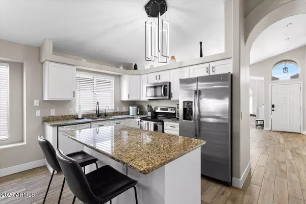 Phoenix, AZ 85027,110 W ROSEMONTE Drive