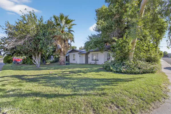 4201 N 18TH Street, Phoenix, AZ 85016