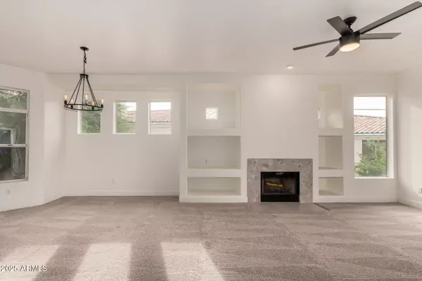 Phoenix, AZ 85020,1747 E NORTHERN Avenue #263