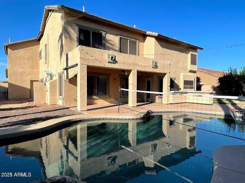 3235 E DEVONSHIRE Court, Gilbert, AZ 85297