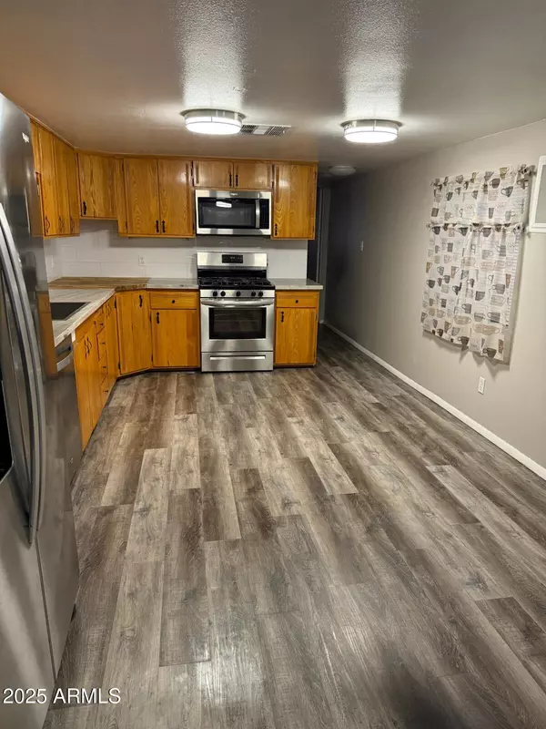 Apache Junction, AZ 85119,1392 E 20TH Avenue