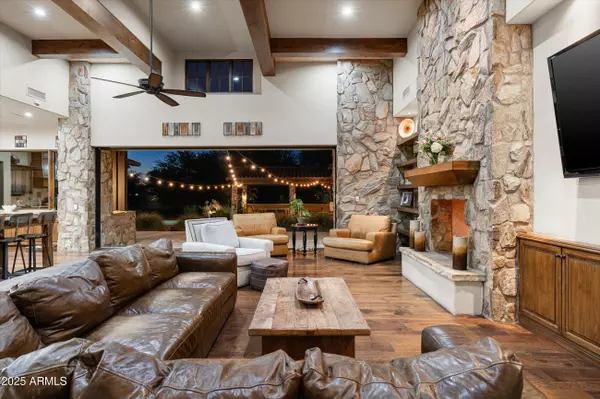 Gilbert, AZ 85298,4610 E MEADOWVIEW Drive