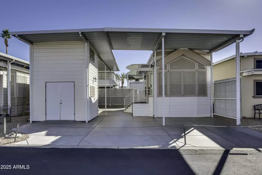 17200 W BELL Road W #817, Surprise, AZ 85374