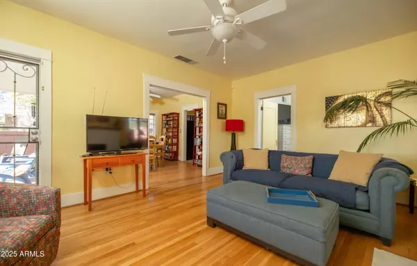 Phoenix, AZ 85006,1650 N 10TH Street