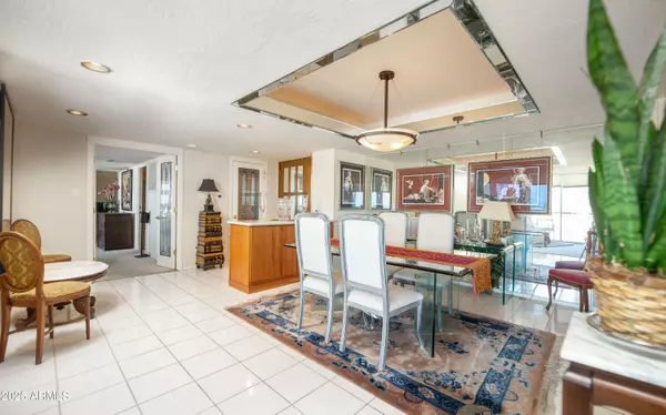 Phoenix, AZ 85004,2323 N CENTRAL Avenue #1704