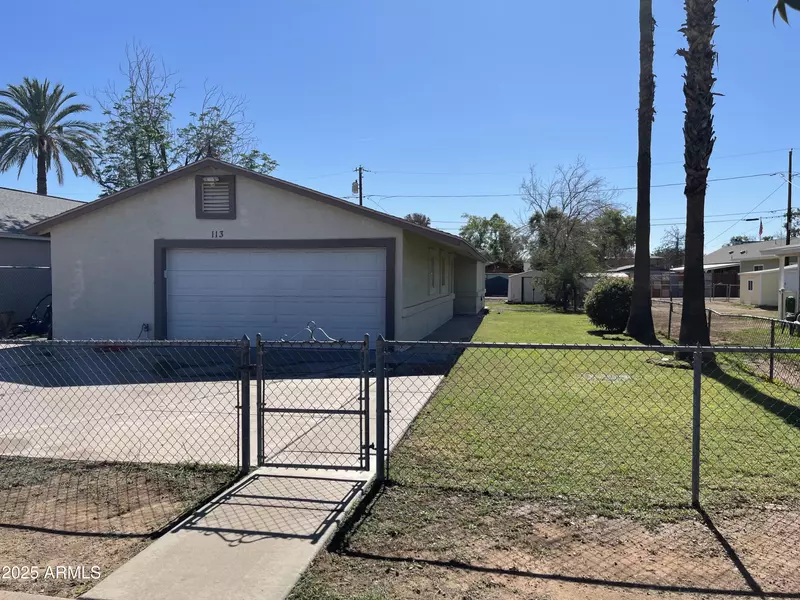 113 W CULLUMBER Avenue, Gilbert, AZ 85233