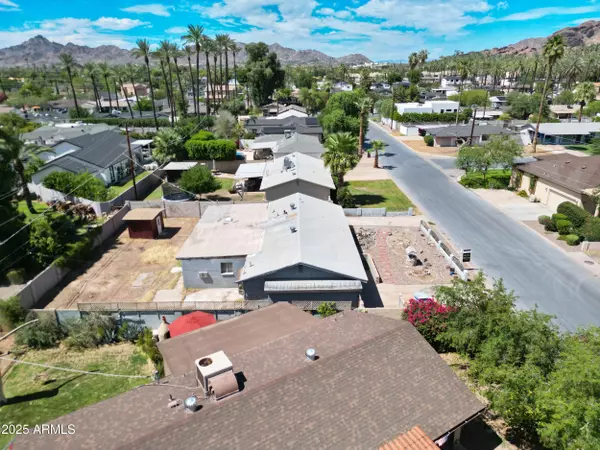 Phoenix, AZ 85018,4310 N 42ND Place