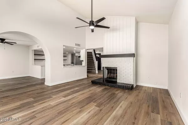 Gilbert, AZ 85234,1538 E LAUREL Avenue