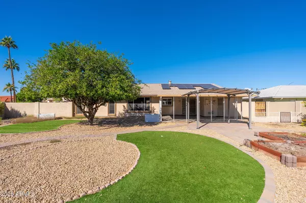 13247 W BEARDSLEY Road, Sun City West, AZ 85375