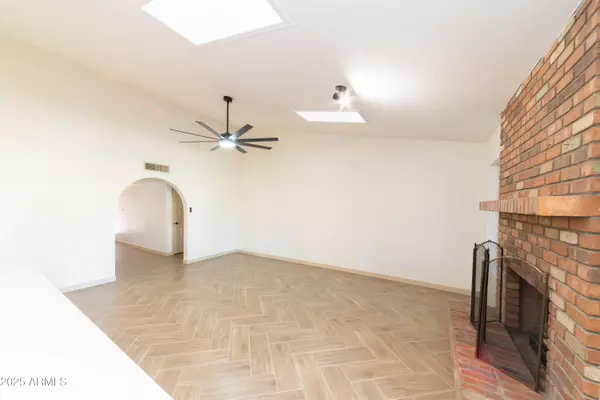 Glendale, AZ 85308,17866 N 44TH Avenue