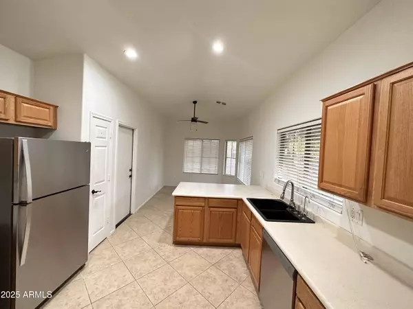 Gilbert, AZ 85297,3264 E WATERMAN Street