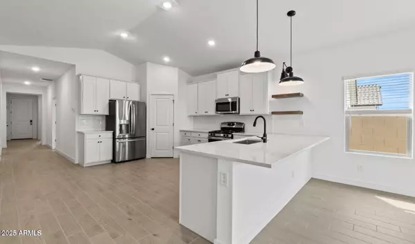 Laveen, AZ 85339,7426 S 76th Drive