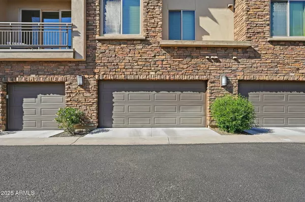 Phoenix, AZ 85054,17850 N 68th Street #2181