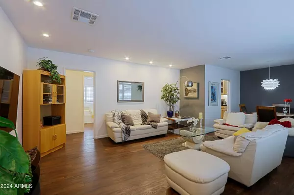 Phoenix, AZ 85008,4645 E WINDSOR Avenue