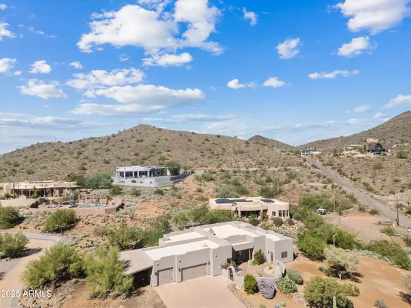 3314 W HERE TO THERE Drive, Phoenix, AZ 85086