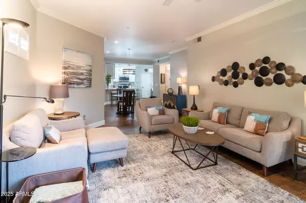 8653 E ROYAL PALM Road #1033, Scottsdale, AZ 85258