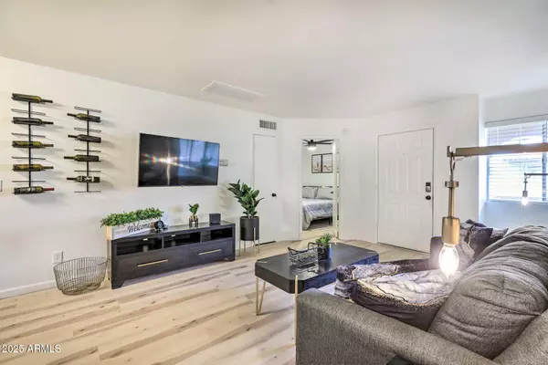 Chandler, AZ 85225,726 S NEBRASKA Street #148