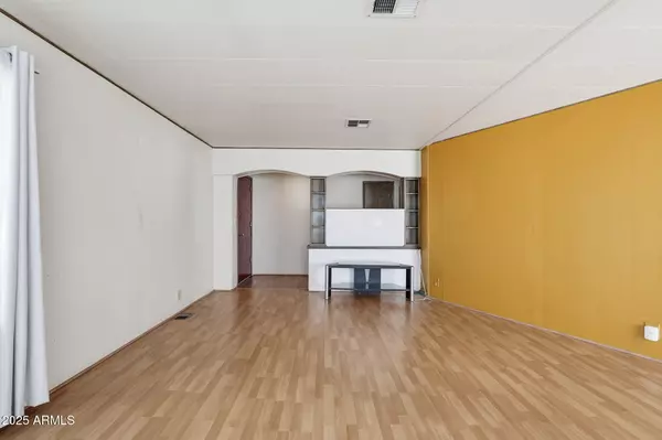 Phoenix, AZ 85027,2650 W UNION HILLS Drive #62