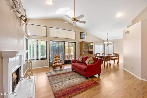 Tempe, AZ 85284,61 E DAWN Drive