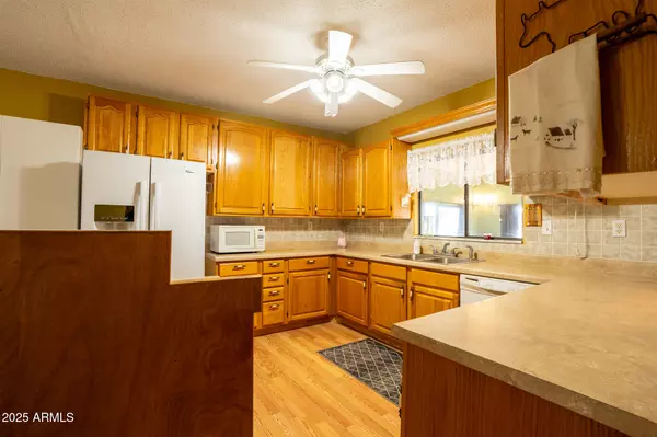 Black Canyon City, AZ 85324,18870 E Mechling Drive