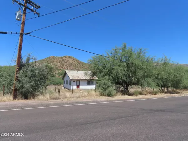 56120 E Riverside Road, Kearny, AZ 85137