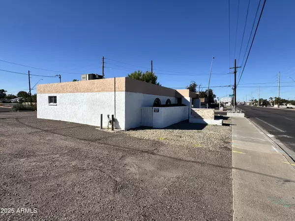 Mesa, AZ 85203,601 E University Drive