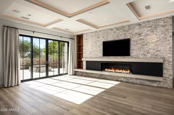 Scottsdale, AZ 85255,18966 N SILVERLEAF Drive