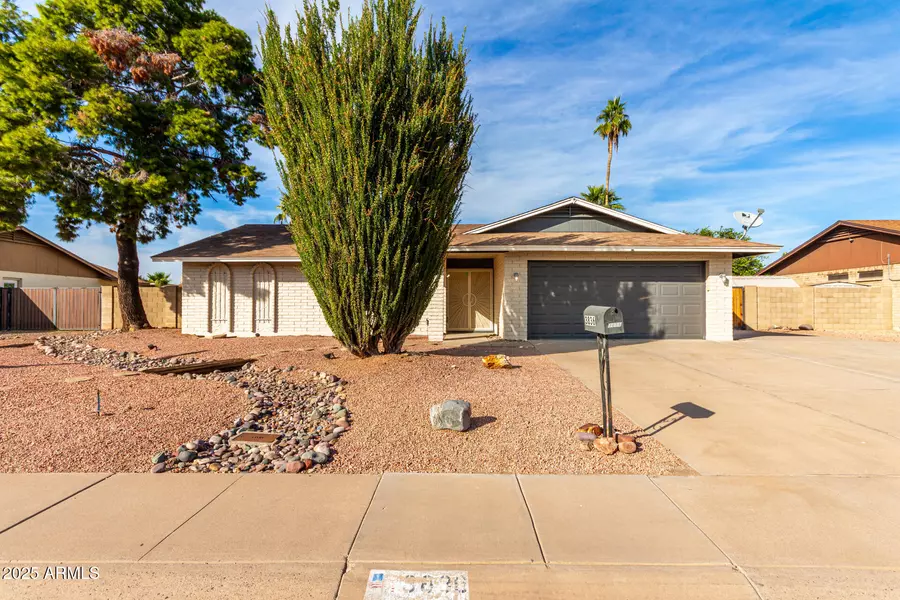 3836 W Kings Avenue, Phoenix, AZ 85053