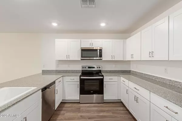 Coolidge, AZ 85128,1610 W LAGUNA Drive