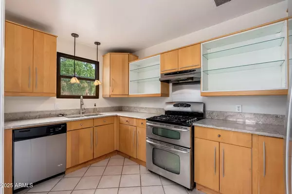 Phoenix, AZ 85013,4305 N 9TH Avenue