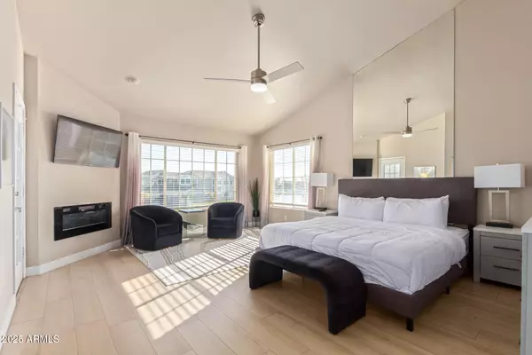 Gilbert, AZ 85233,1413 W CORAL REEF Drive