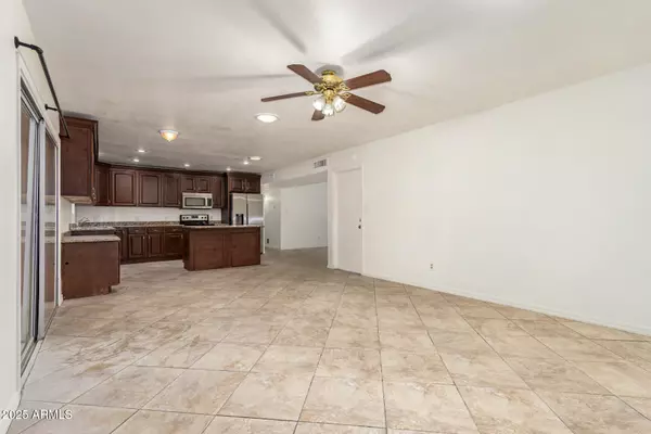 Tempe, AZ 85283,2144 E OXFORD Drive