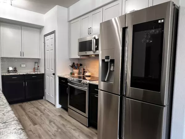 Tempe, AZ 85281,435 W RIO SALADO Parkway #303