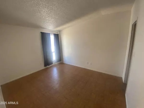 Mesa, AZ 85203,507 N WILLIAMS -- #B