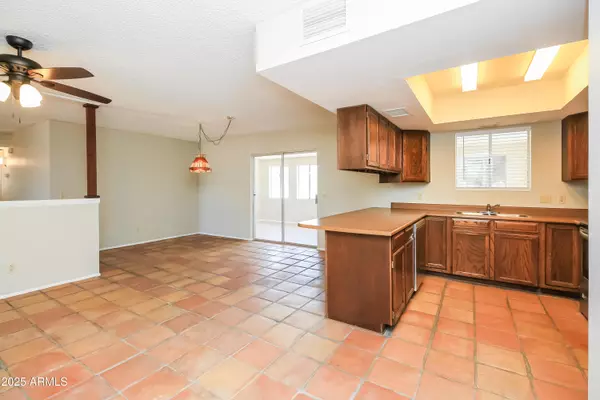 Apache Junction, AZ 85120,652 W SIERRA VISTA Drive