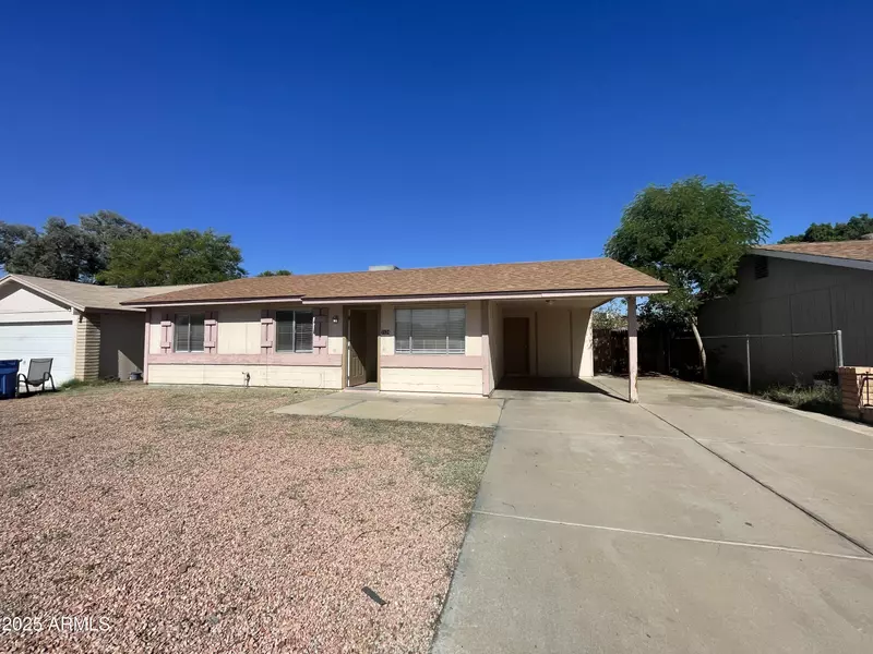 7124 W FLOWER Street, Phoenix, AZ 85033