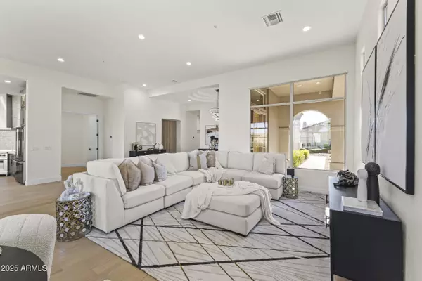 Scottsdale, AZ 85262,9546 E CAVALRY Drive