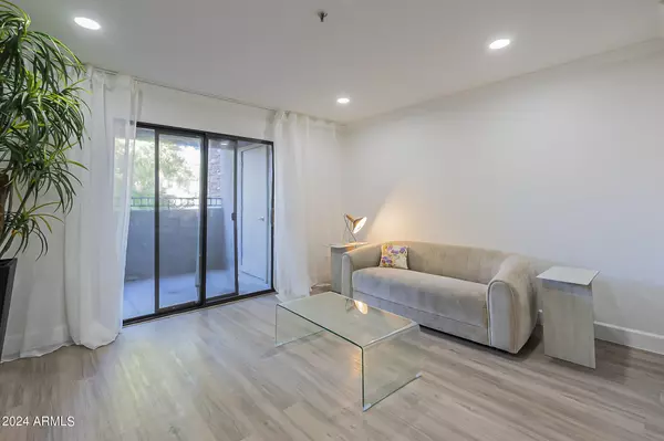 Phoenix, AZ 85016,2025 E CAMPBELL Avenue #265