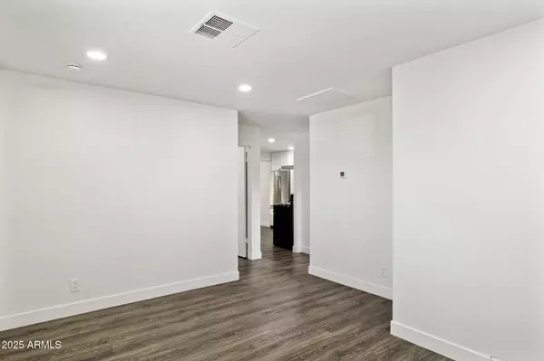 Phoenix, AZ 85020,1542 E TURQUOISE Avenue #1