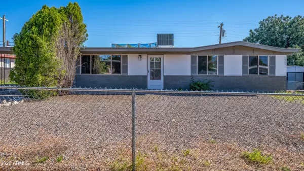 365 PINE TREE Drive, Sierra Vista, AZ 85635