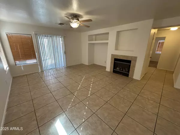 Phoenix, AZ 85041,1602 W ALTA VISTA Road