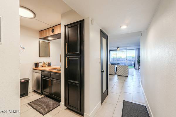 Scottsdale, AZ 85251,7625 E CAMELBACK Road #A102