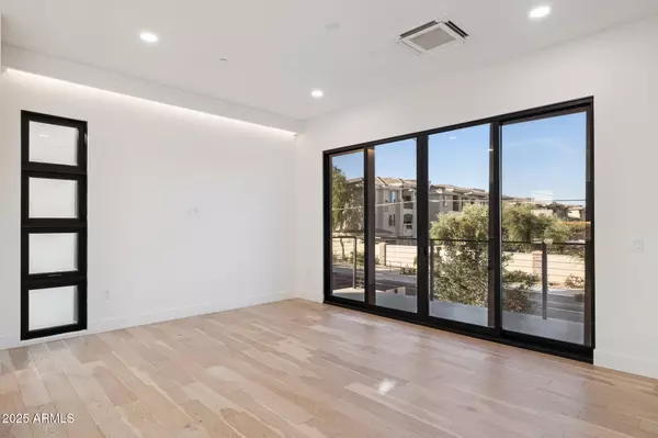 Scottsdale, AZ 85257,1501 N Miller Road #1013